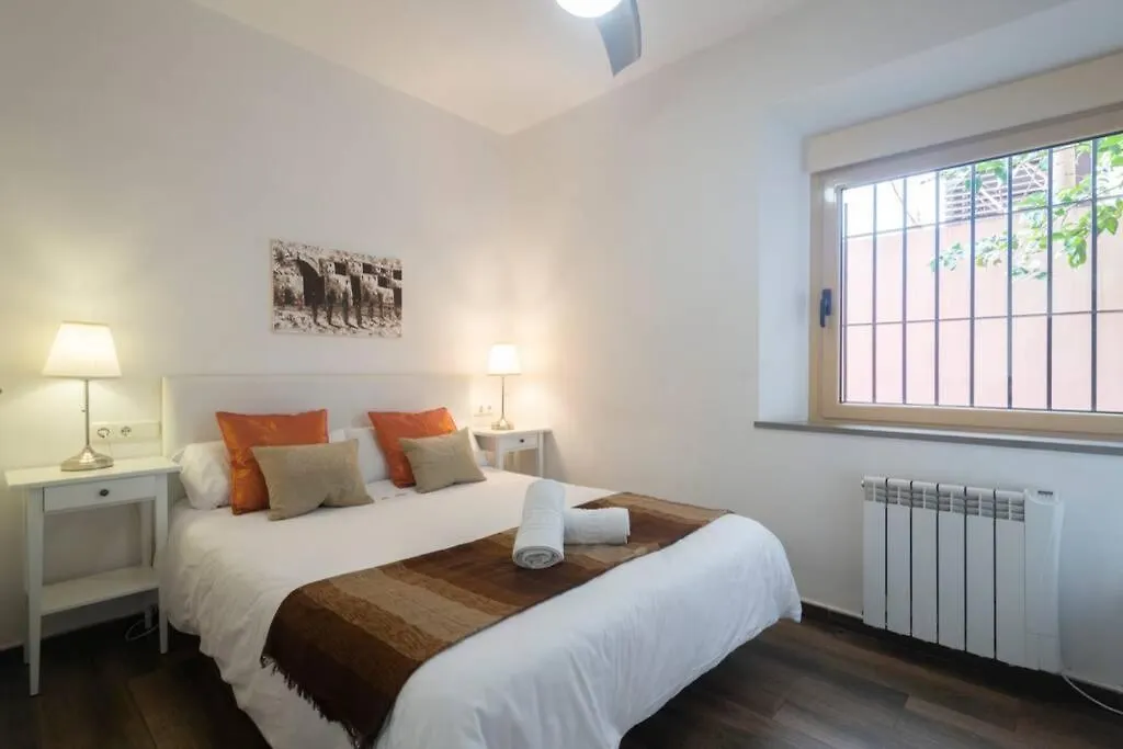 Lägenhet Fabuloso Piso Junto A Paseo De La Bomba Granada