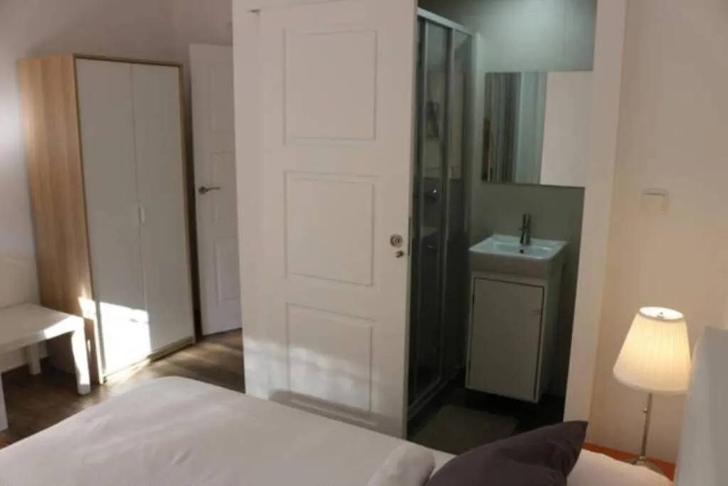 Apartment Fabuloso Piso Junto A Paseo De La Bomba Granada Spain
